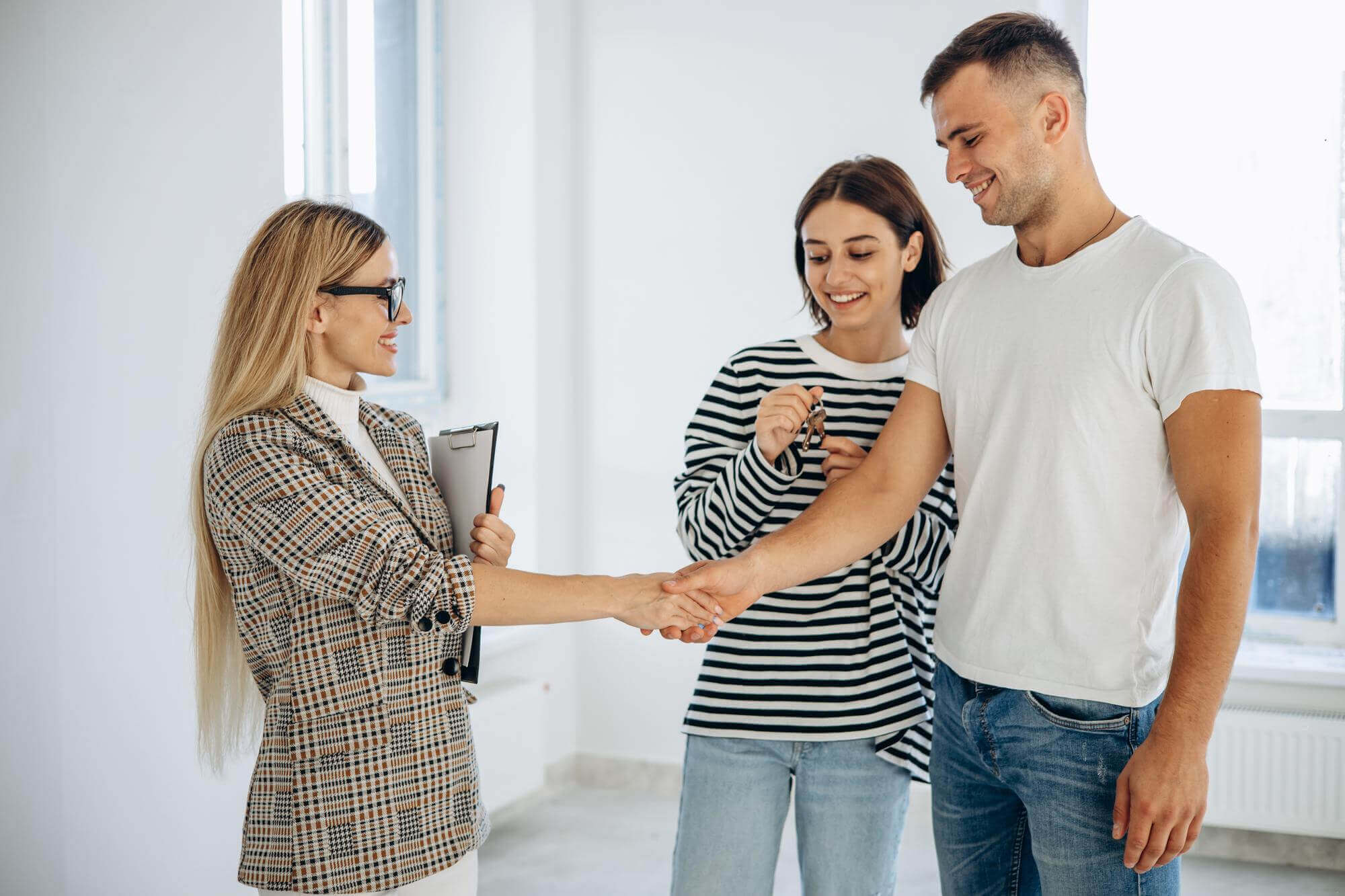 real estate agent and broker profile image